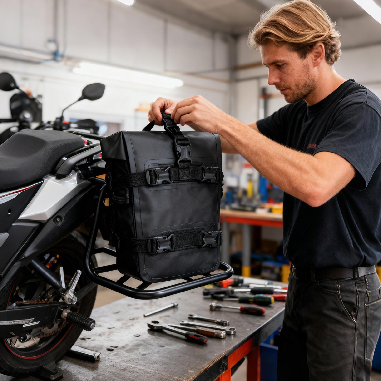 Zijtas voor motorfietsen Water - Outdoor Adventure Backpack recensie en prijs